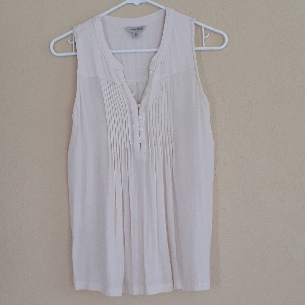 LUCKY brand 🥰 cream XS sleeveless blouse